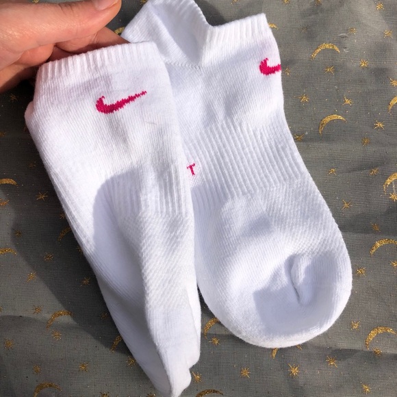 Nike Accessories Brand New Pink Nike Ankle Socks Poshmark